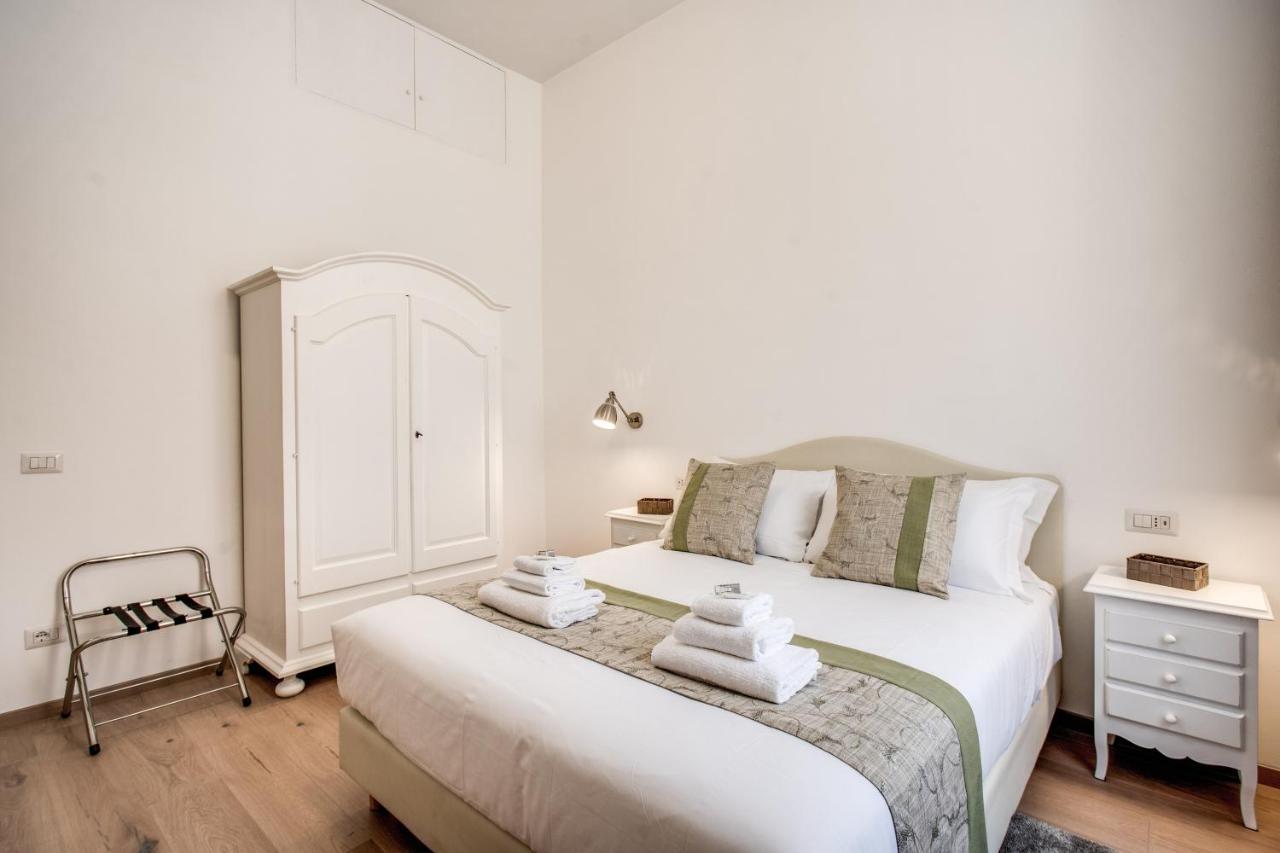 Lägenhet 3 Bedrooms Vatican Center *